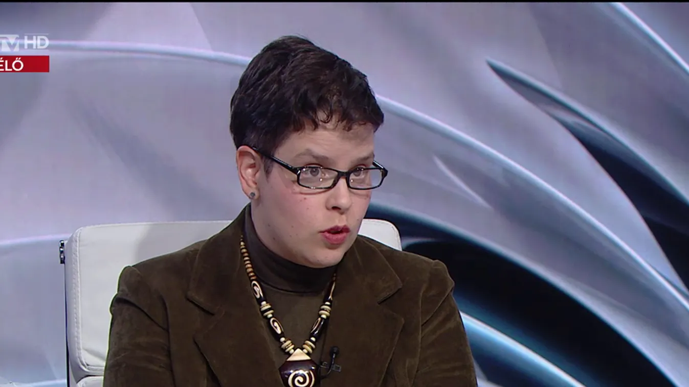 Soós Eszter Petronella: A francia társadalomban van egy alapdüh