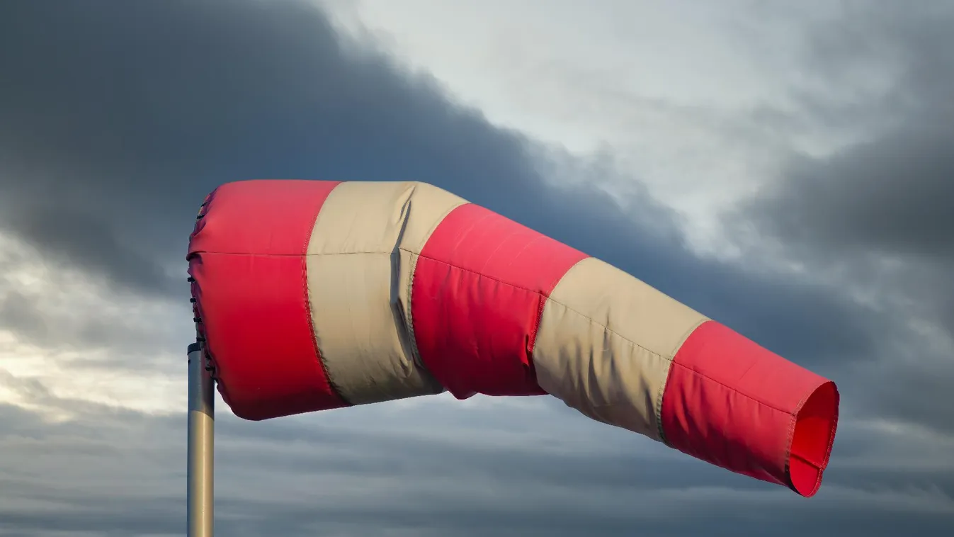 Viharos szélre figyelmeztet a meteorológia