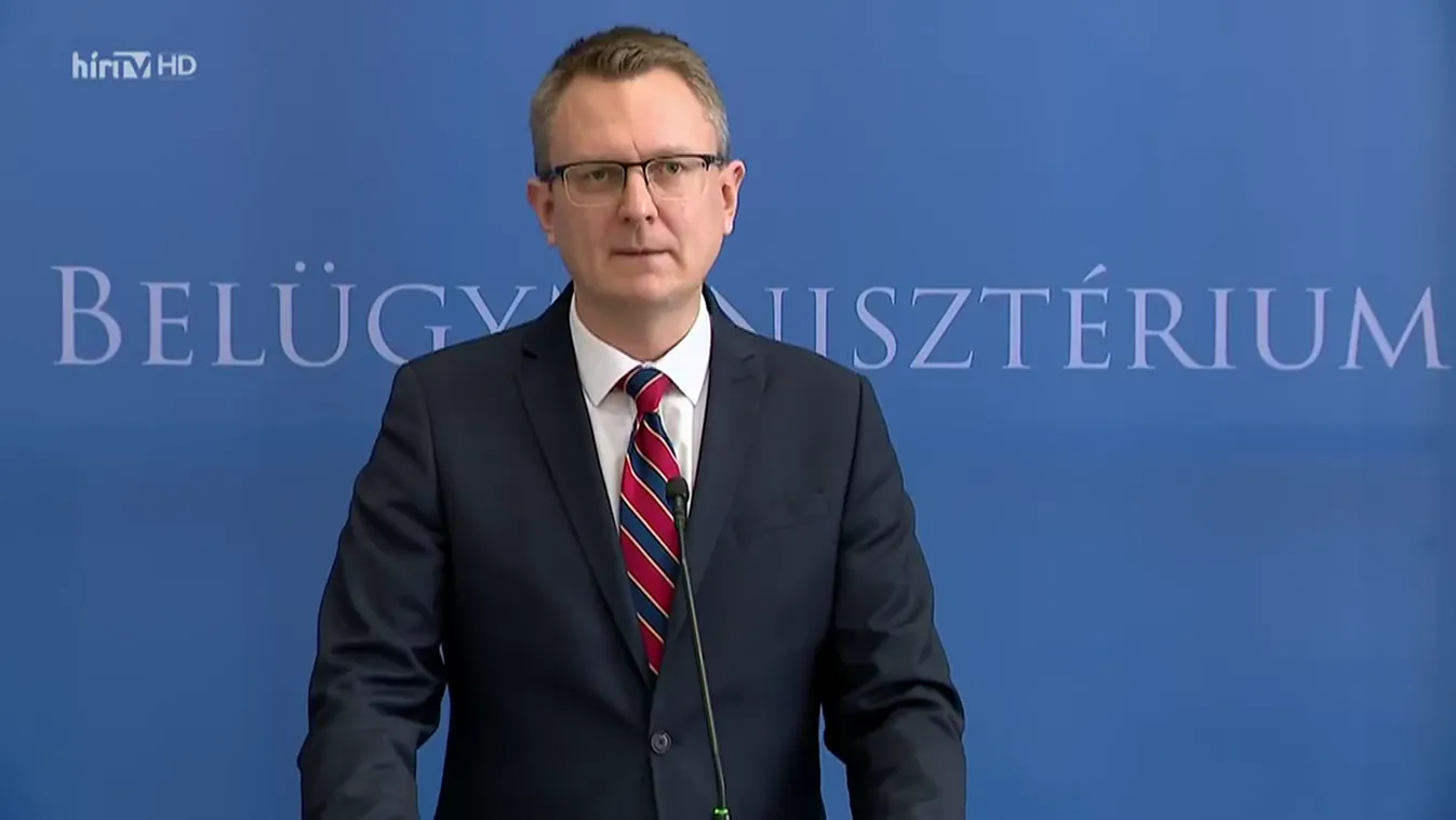 Rétvári Bence: A gyermekek, a családok biztonsága elsődlegesen fontos a kormány számára