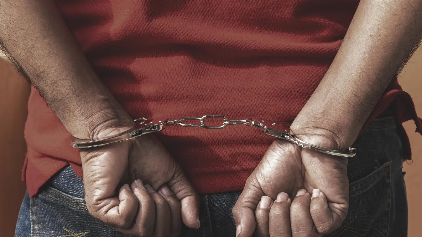 Tömeges letartóztatások Iránban a diáklányok elleni mérgezéses támadások ügyében