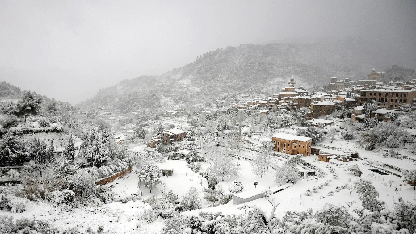 A havazás miatt embereket kellett menteni a mediterrán szigeten