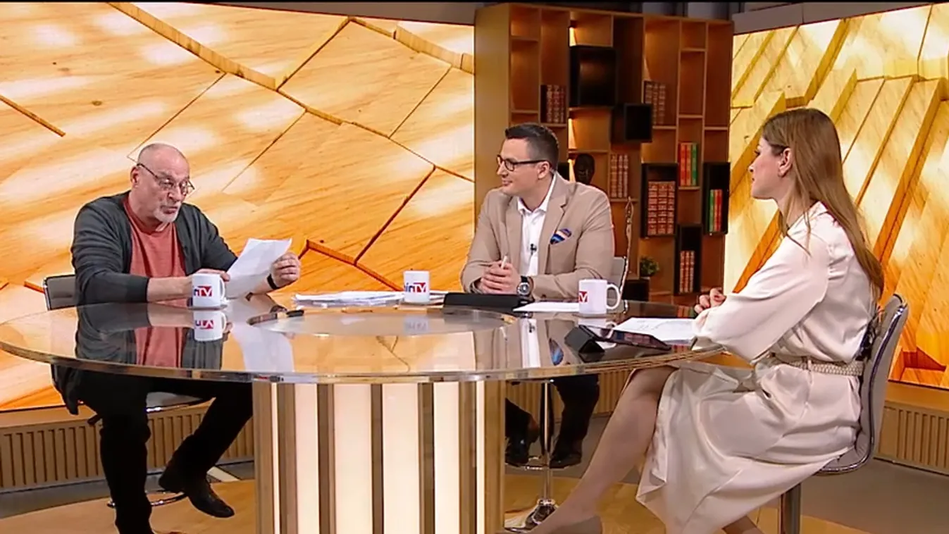 Napindító - Mária főhadnagy az operettszínházban Homonnay Zsolt rendezésében