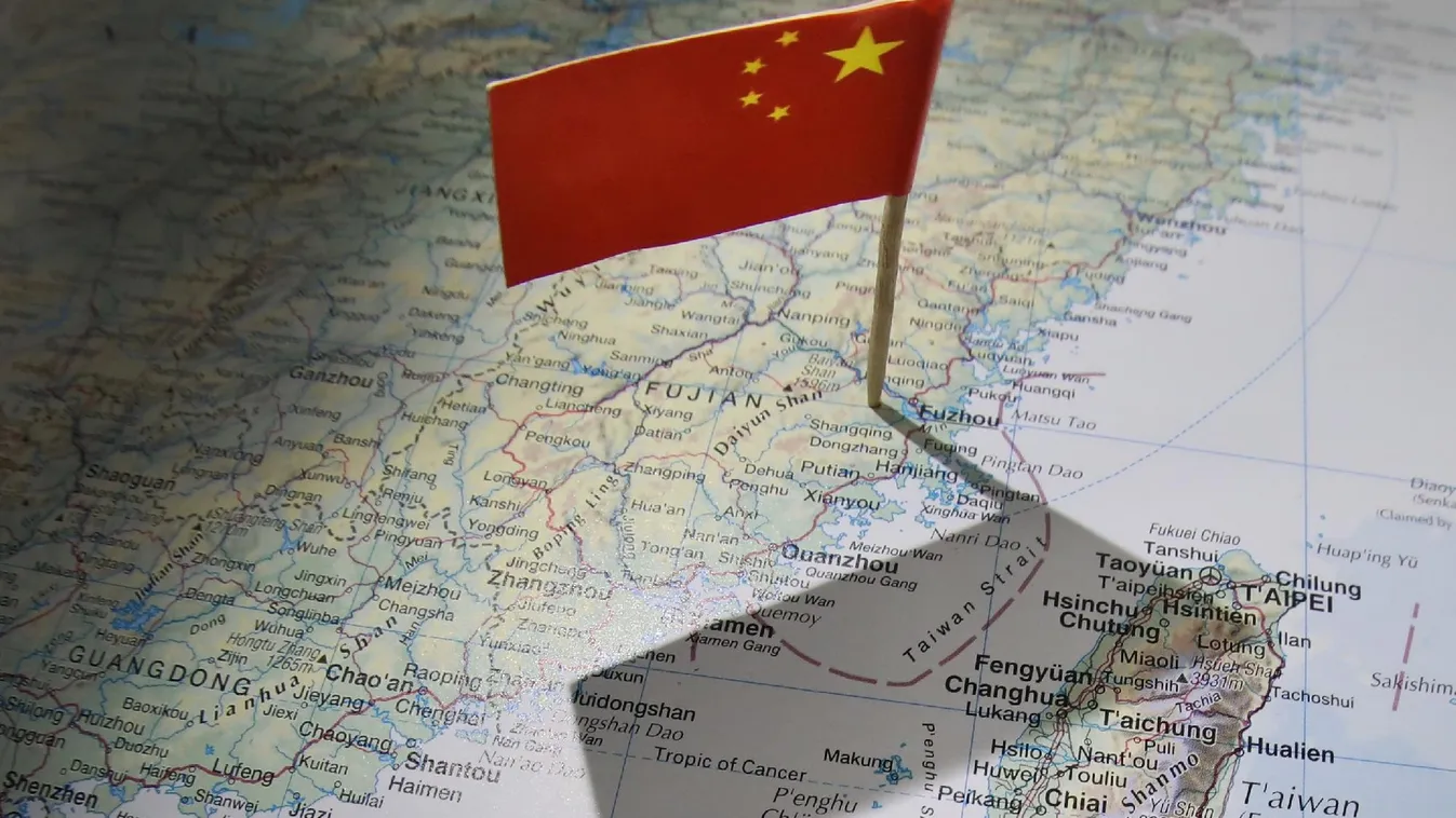 Kínai vadászgépek és hajók jelentek meg Tajvan partjainál