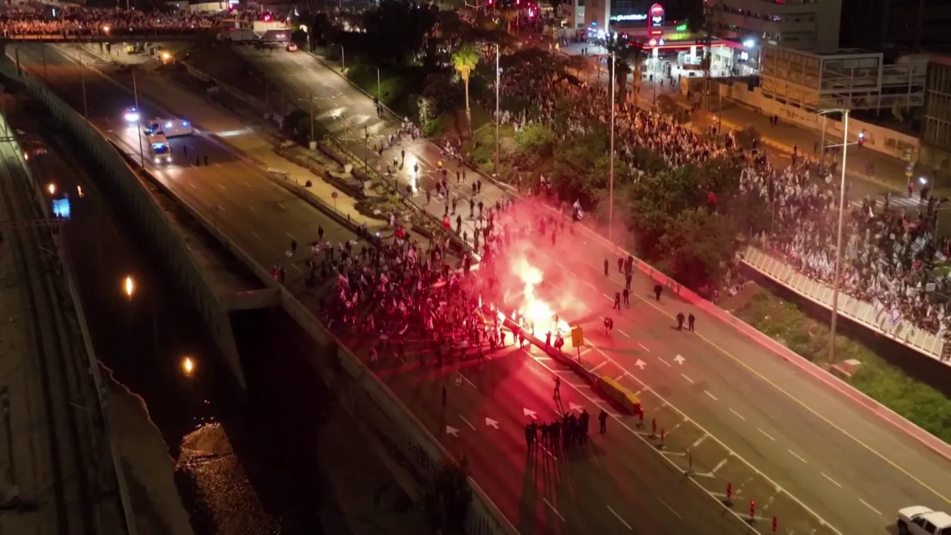 Vízágyúval oszlatott a rendőrség Izraelben