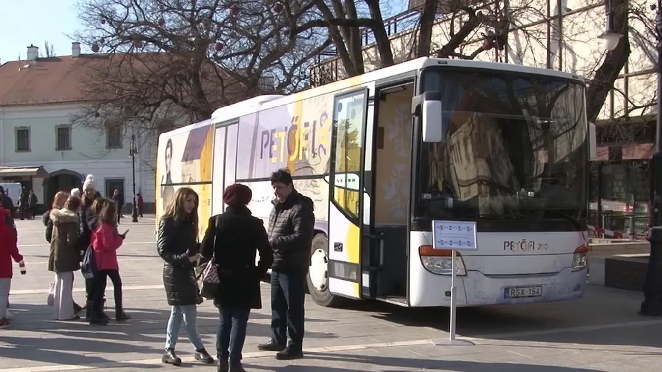 Radar - Tematikus tárlat a Petőfi buszon
