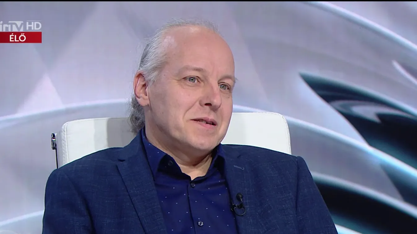 „A történelem nem ismétli önmagát, de hasonló mintázatokat produkál”