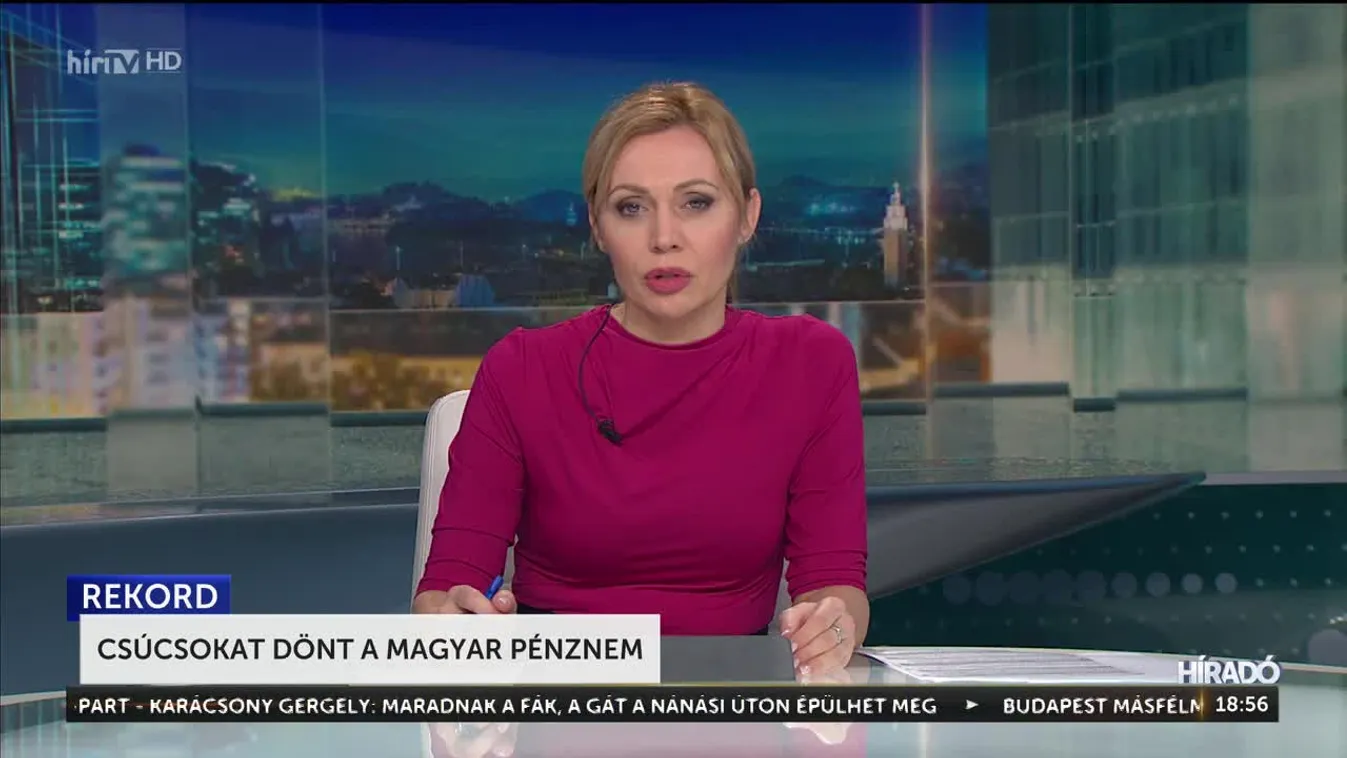 Csúcsokat dönt a magyar pénznem