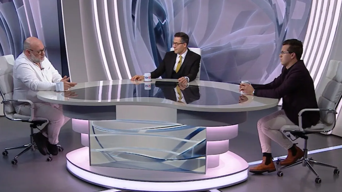 Amerikai pénzből indítottak plakátkampányt