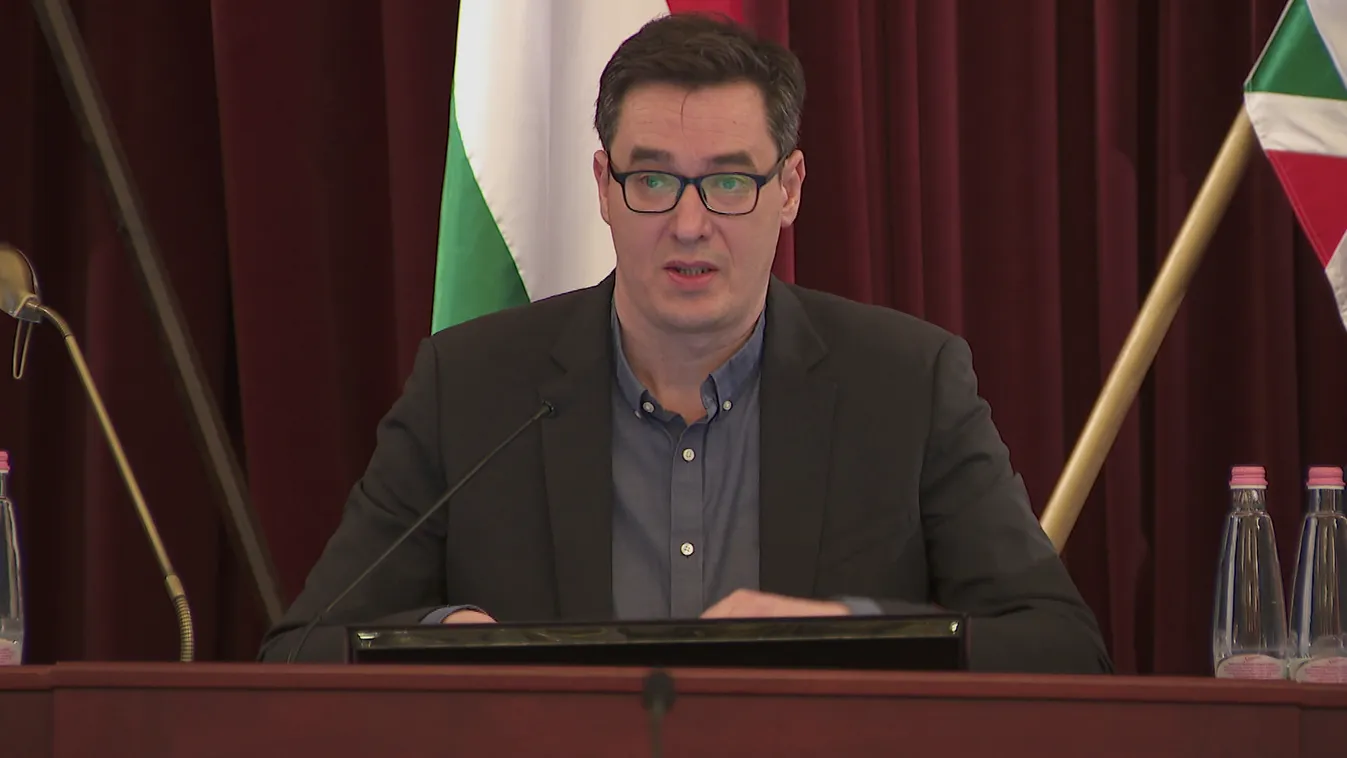 Fényűző élet és semmittevés