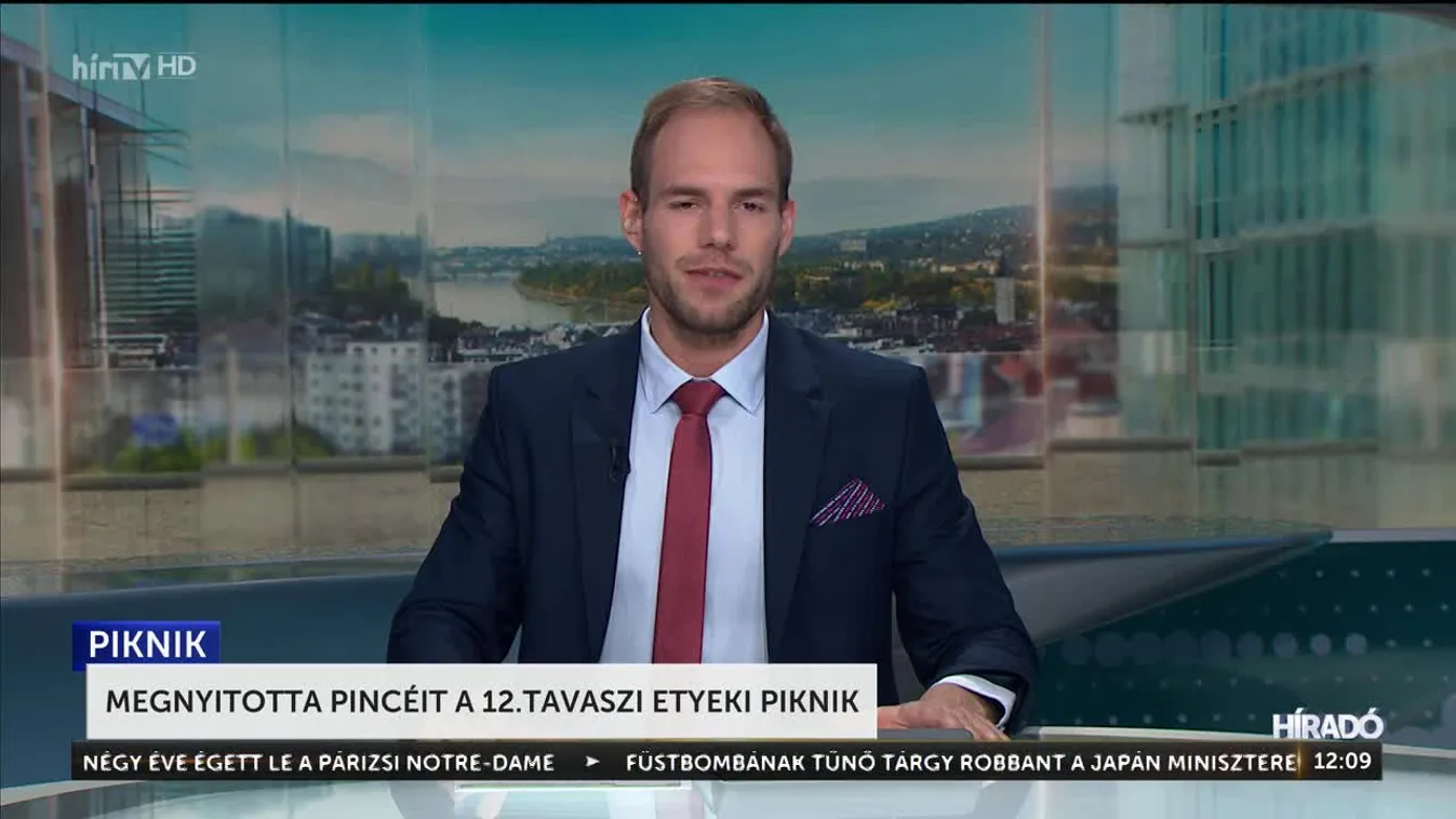Megnyitotta pincéit a 12.Tavaszi Etyeki Piknik