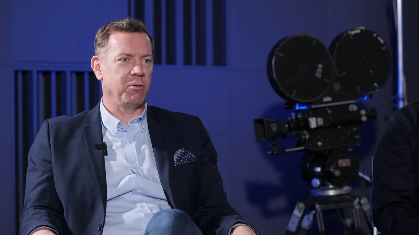 Svenk: A nemzet aranyai napokon belül elérhető a mozikban