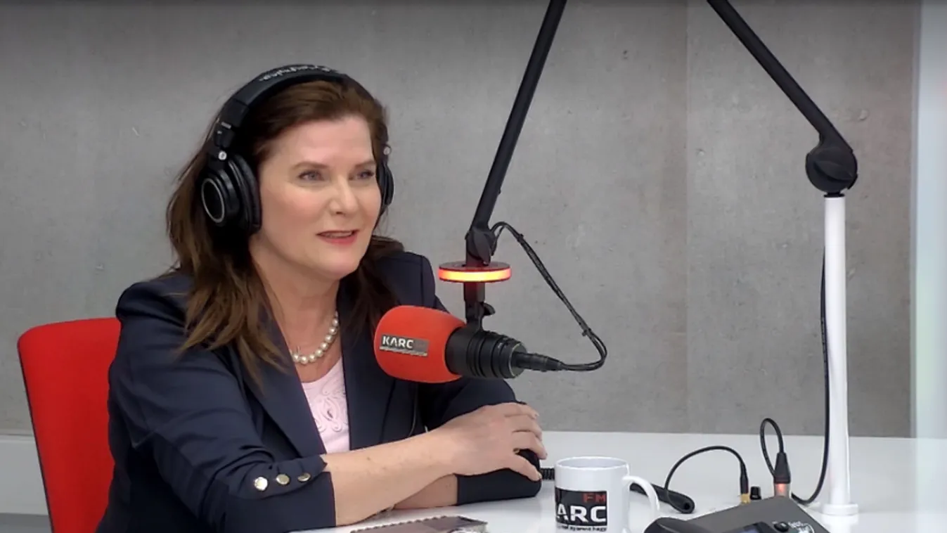 Paláver: Rápirított Gyurcsány Karácsonyra, hogy nem kritizálja elég hangosan a kormányt