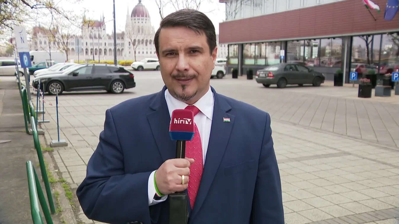 „Ilyenkor az ember veszi a kalapját és távozik” - exkluzív interjú Mesterházy Attilával