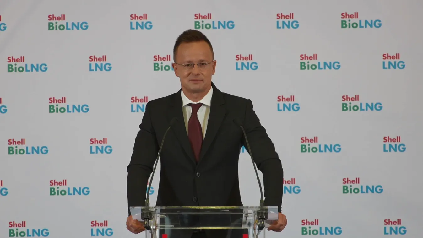 Szijjártó Péter: A régióban elsőként Magyarországon nyitott a Shell LNG-töltőállomást