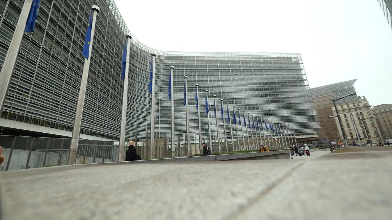 Jövőre is óriási összeget fordít a magyar költségvetés a rezsicsökkentésre