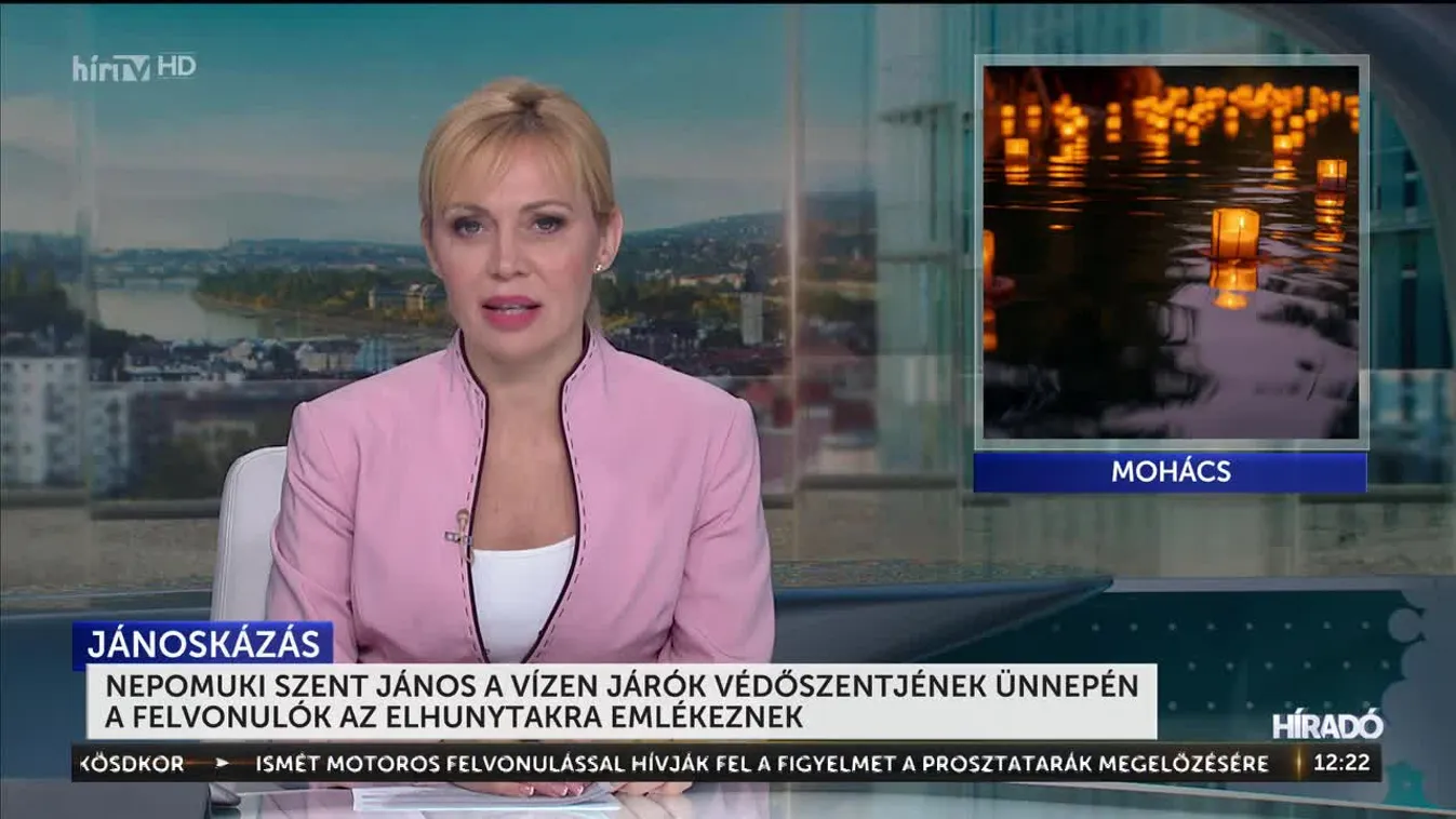 Nepomuki Szent János a vízen járók védőszentjének ünnepén a felvonulók az elhunytakra emlékeznek