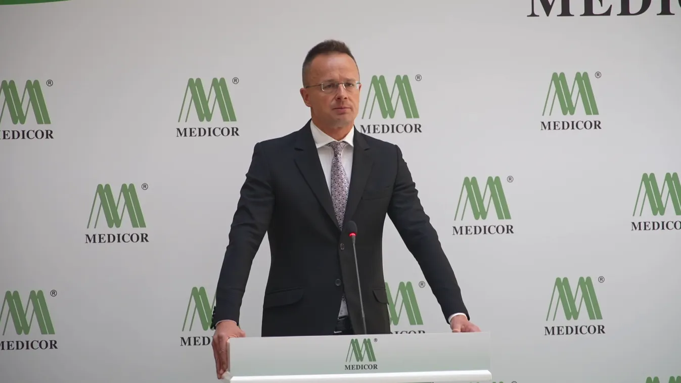 Szijjártó Péter: Az egyik legversenyképesebb magyar iparág az orvosi eszközök gyártása