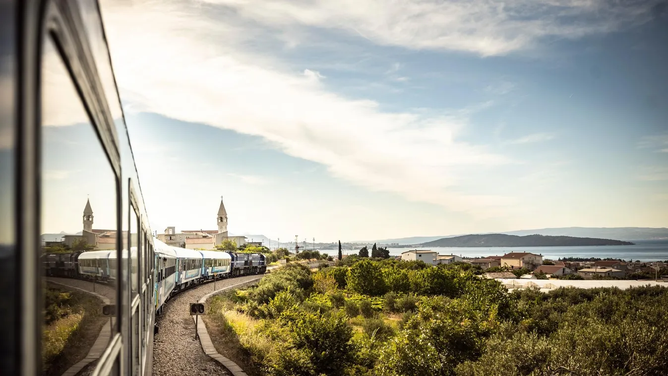 Érdemes előre megváltani a menetjegyeket a nyári Adria InterCity-re