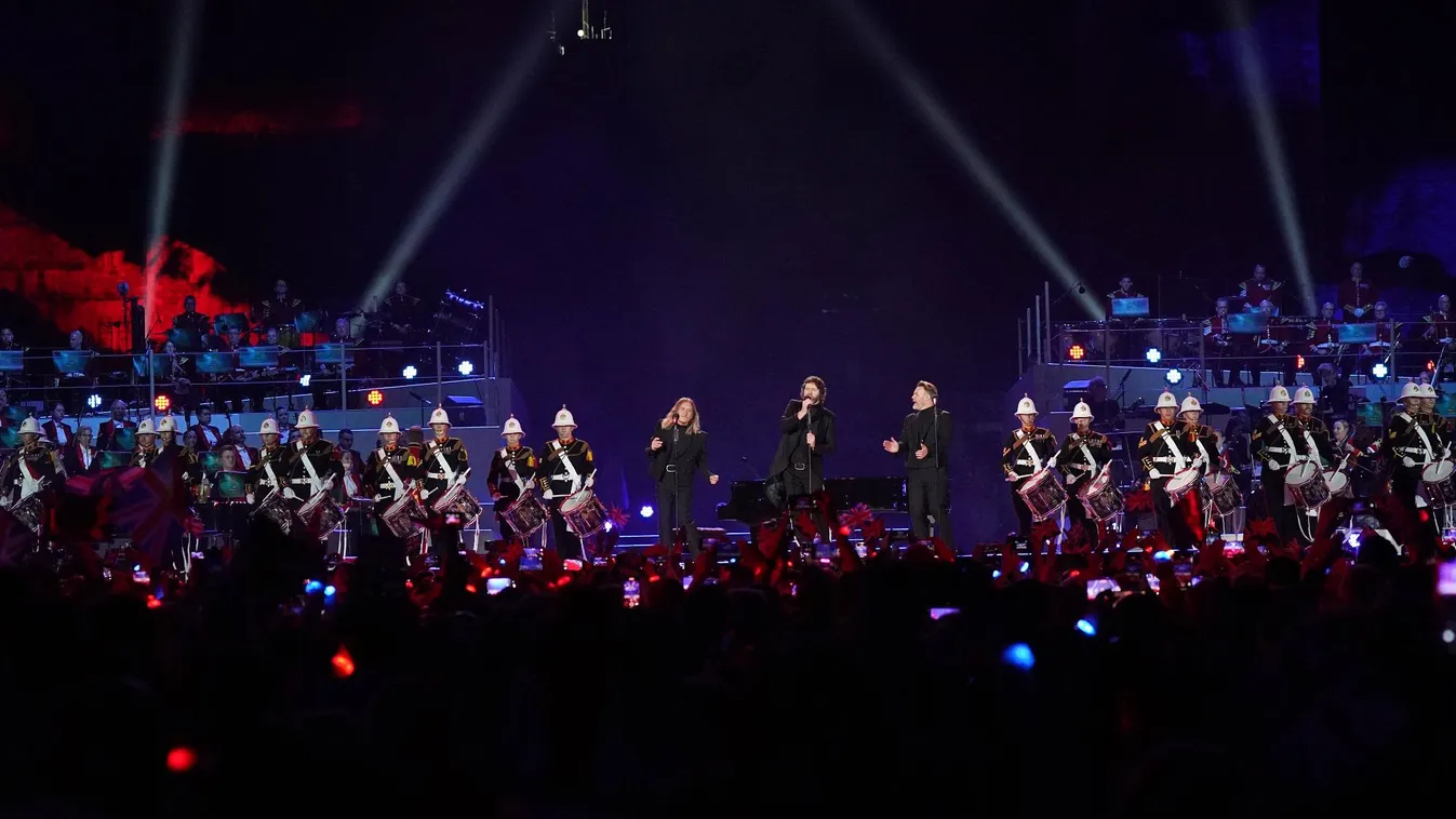 Szuperkoncerttel ért véget a brit uralkodó koronázását ünneplő rendezvénysorozat