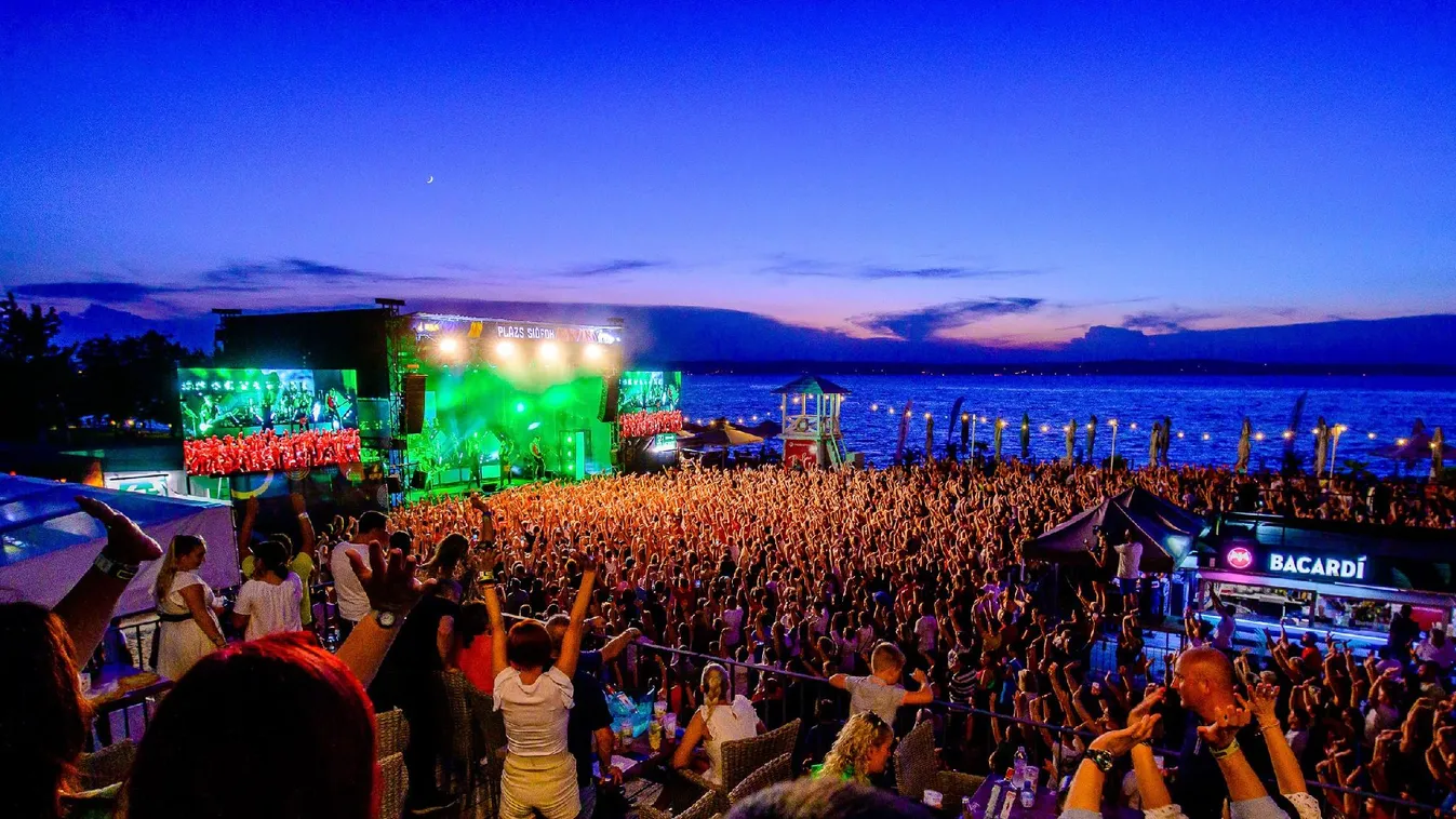 Hamarosan indul a szezon a siófoki Plázson