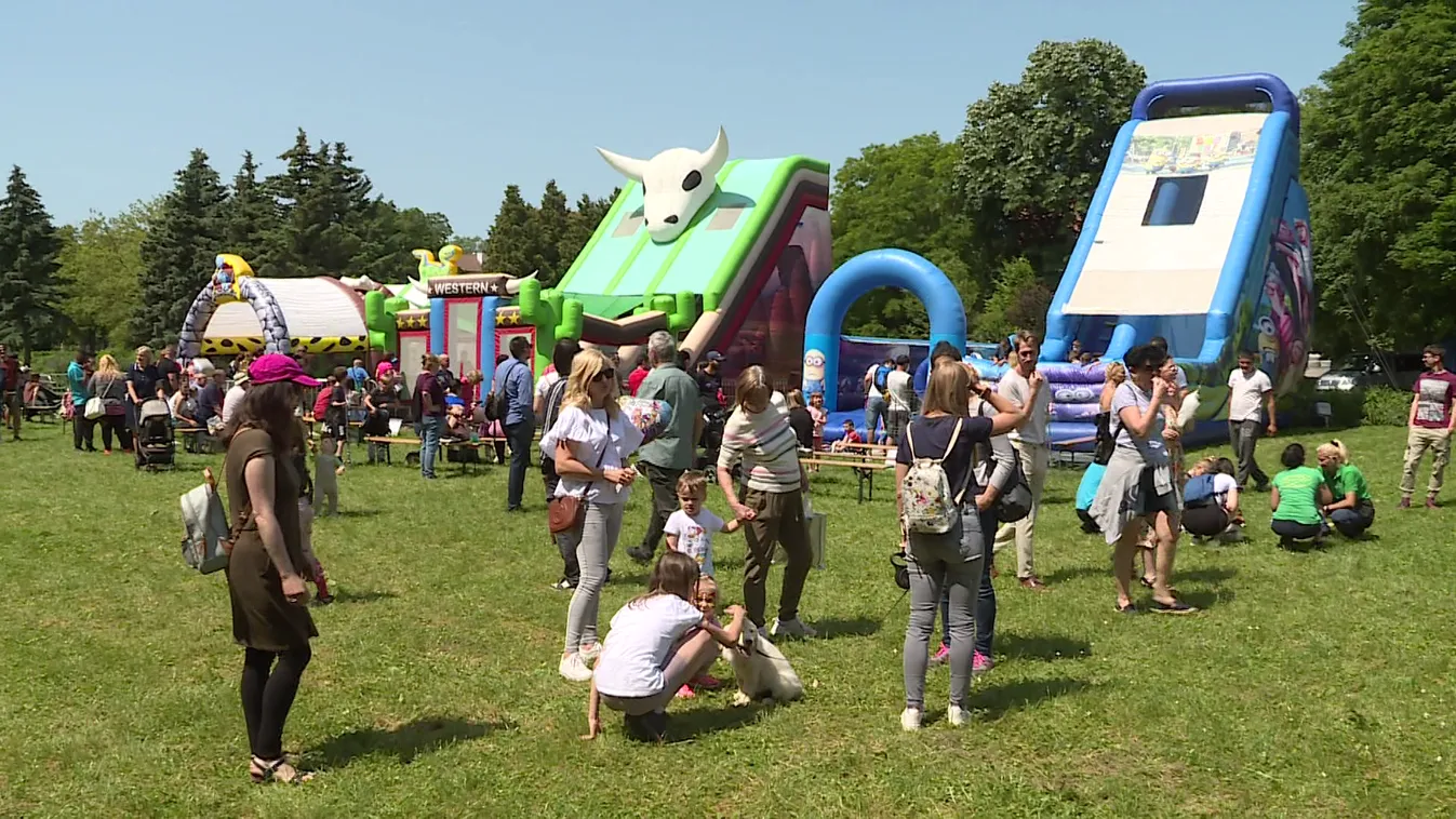 Játszóházak, bemutatók várták a gyerekeket egész nap