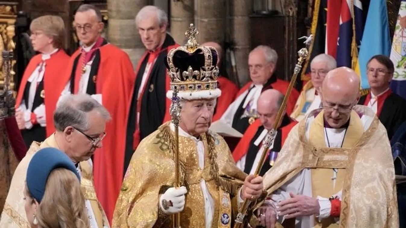 Novák Katalin: Isten óvja a királyt!