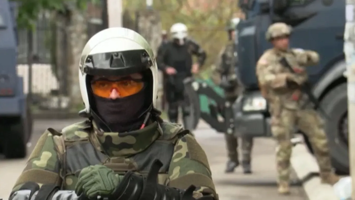 Továbbra is pattanásig feszült a helyzet Észak-Koszovóban