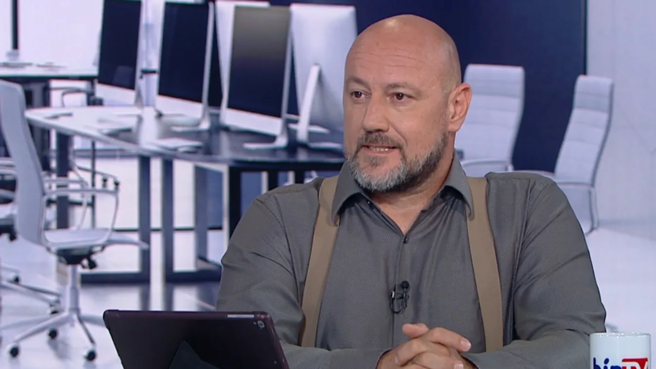 Vezércikk: A Soros-egyetem programigazgatója szerint hazánk nem tud kimaradni a háborúból