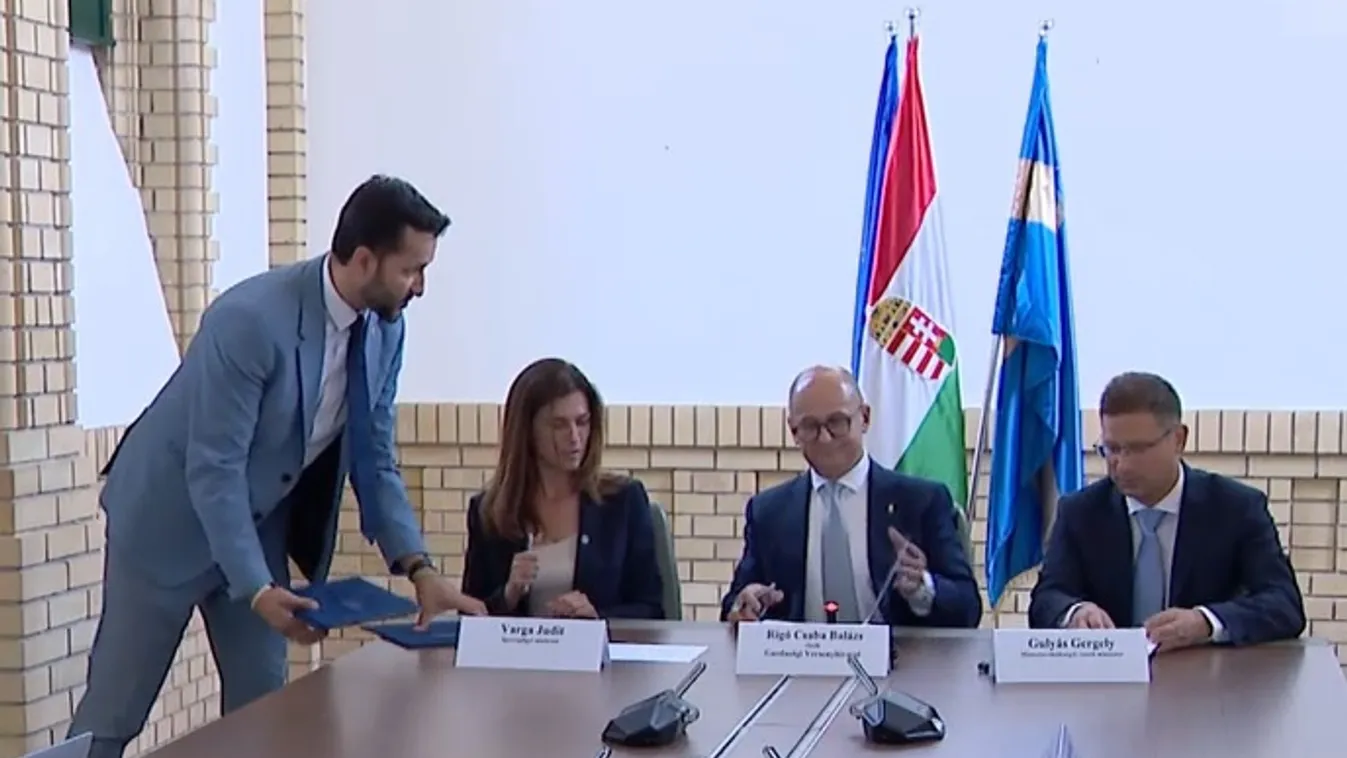 Együttműködik az Igazságügyi Minisztérium, a Miniszterelnökség és a GVH