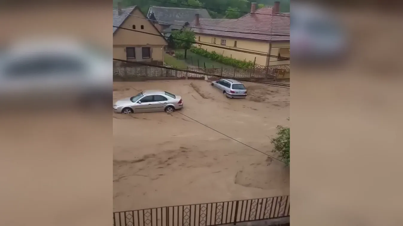 Villámárvíz Recsken