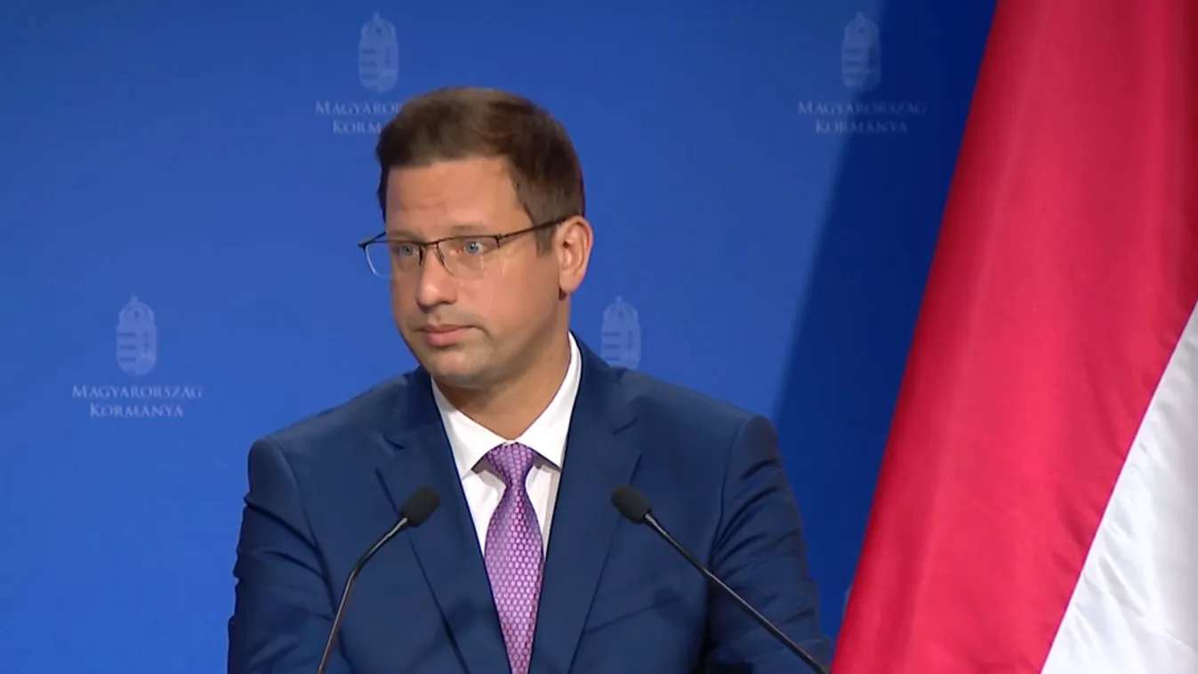 Gulyás Gergely: A baloldal a migránsok mellett áll