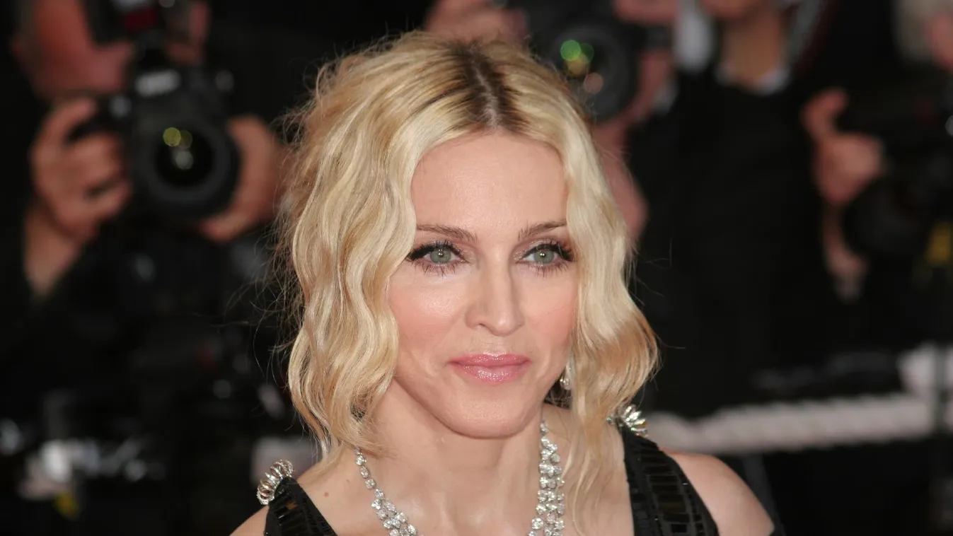 Súlyos fertőzés miatt került kórházba Madonna