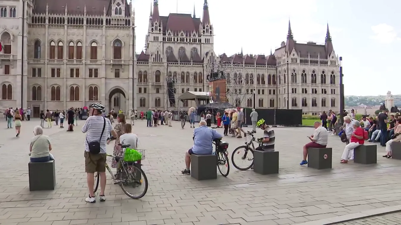 Utcára vonult a Tanítanék Mozgalom