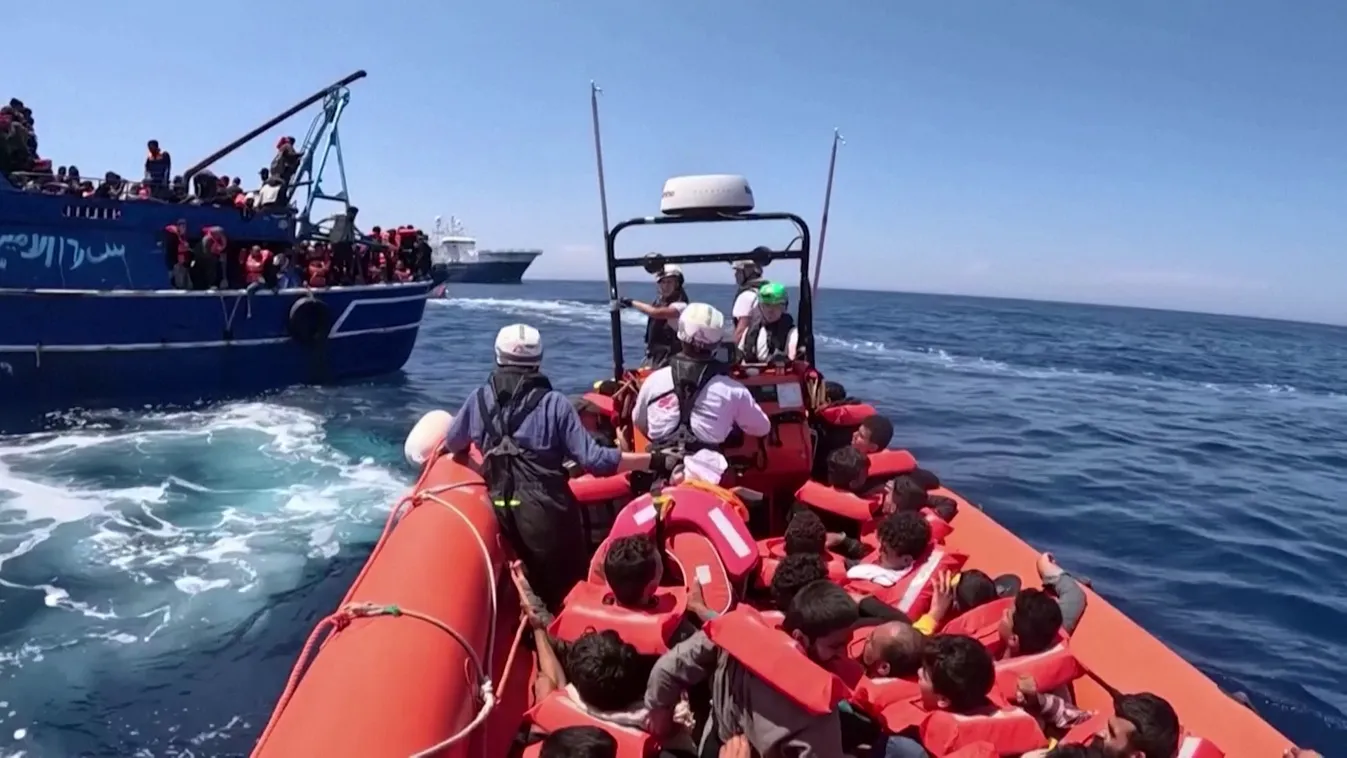 Olaszország a határvédelem erősítését szeretné a tagállamok megbüntetése helyett