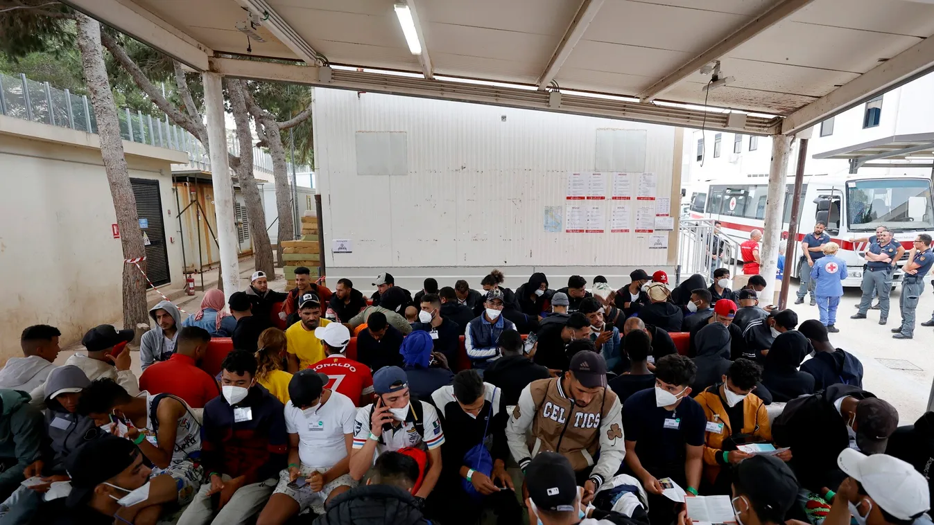 Bakondi György: egy migrációs kvóta keretei fogalmazódnak meg Brüsszelben