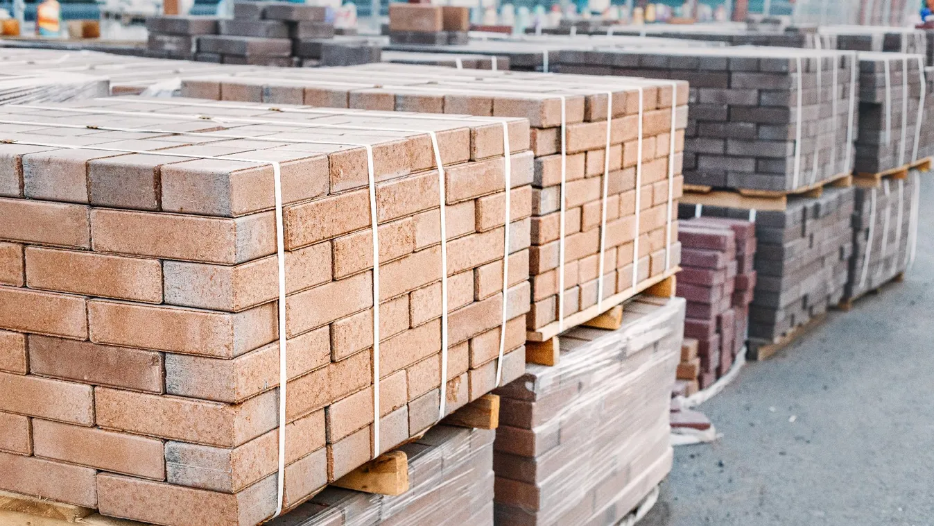 A magyar építőanyag-kereskedelem és gyártás helyzetértékelése és a 2023. évi várakozások