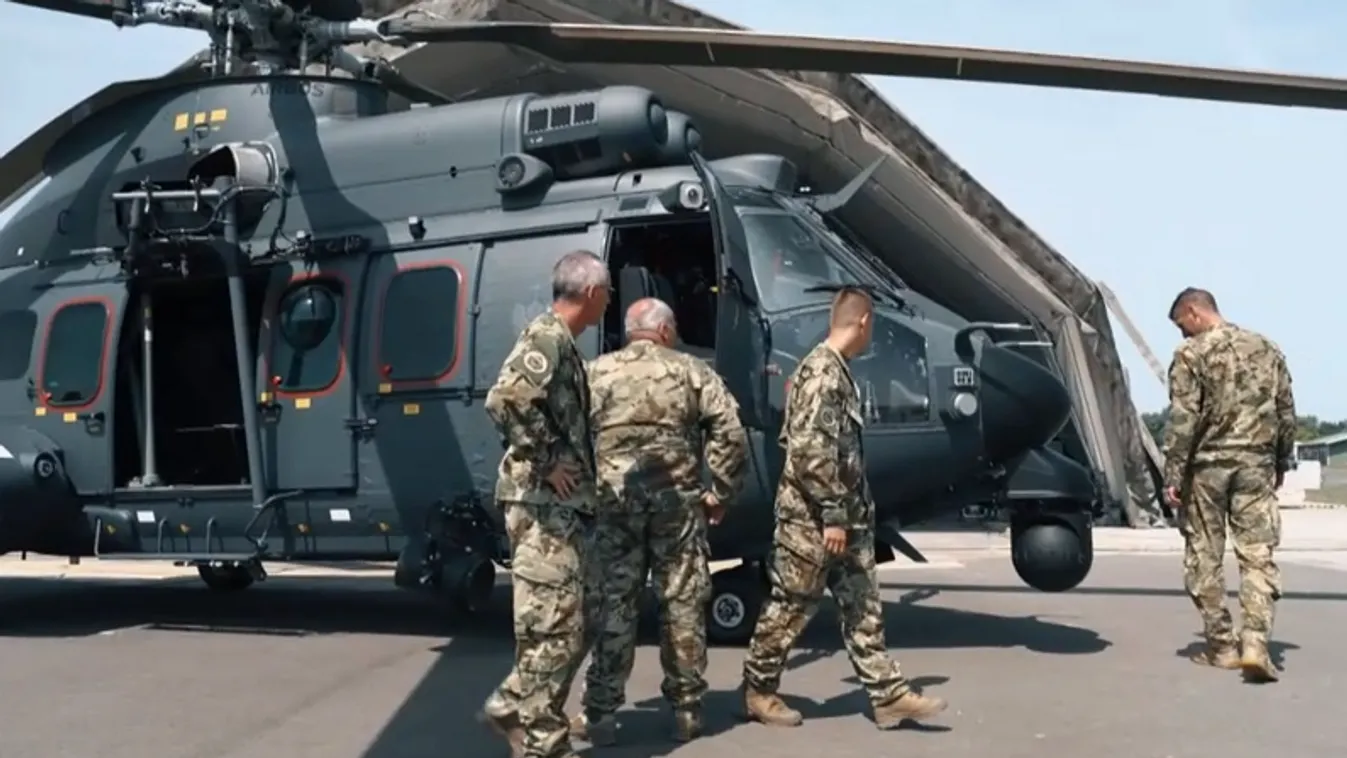 Szalay-Bobrovniczky Kristóf: Korszakváltás történik a magyar haderőben