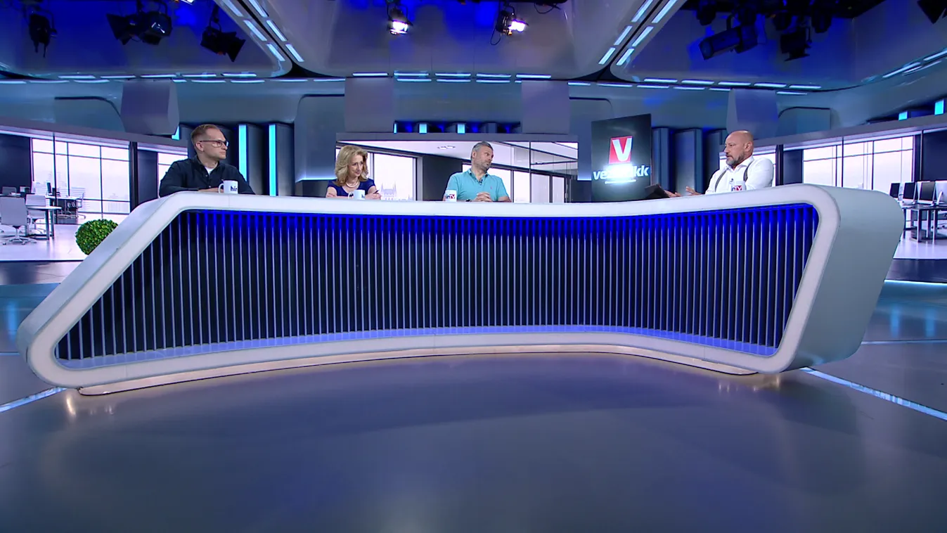 Vezércikk:  És akkor most megint Magyarországot meg kell valamiért büntetni