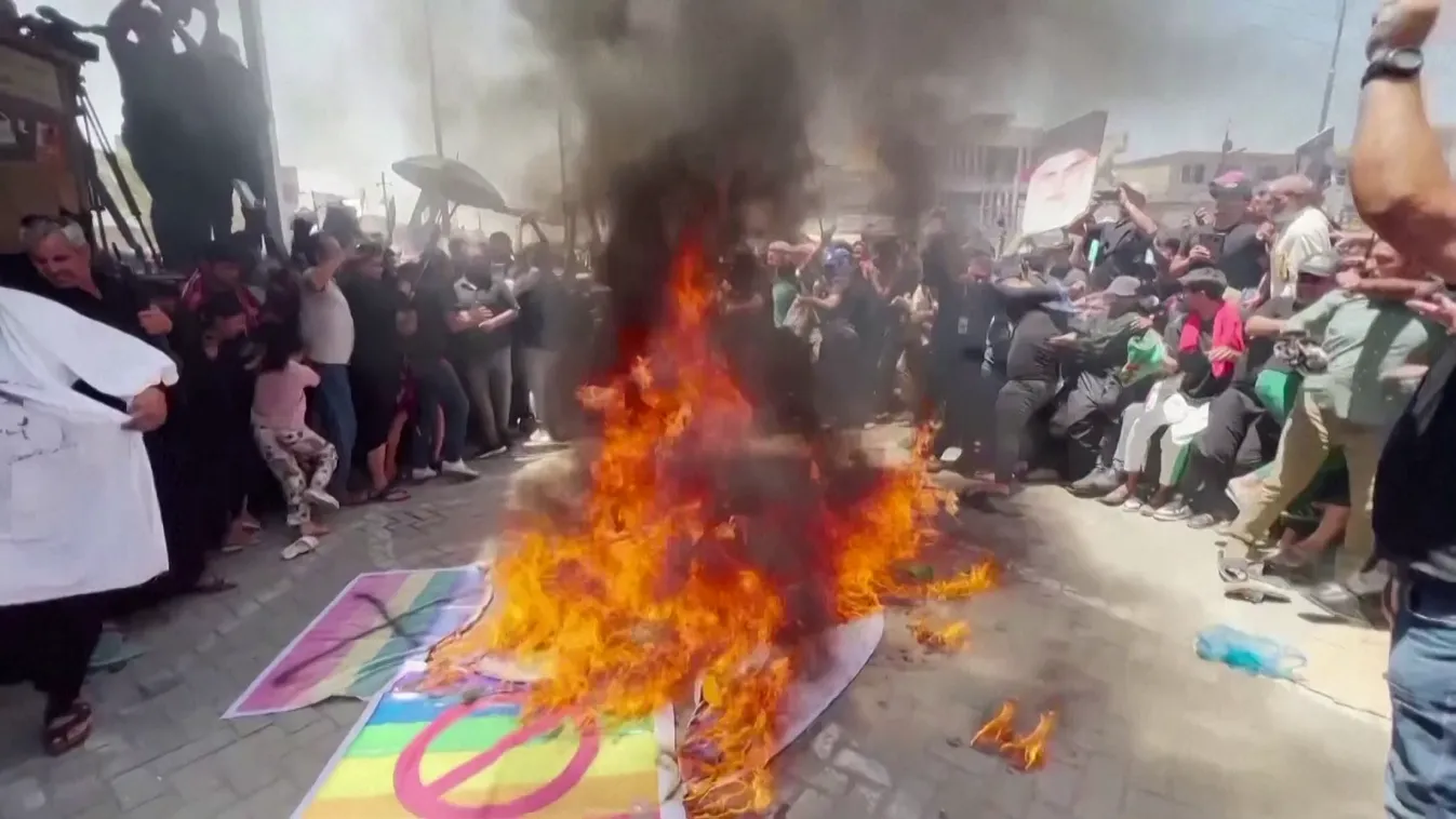 Svéd zászlót gyújtottak fel Teheránban