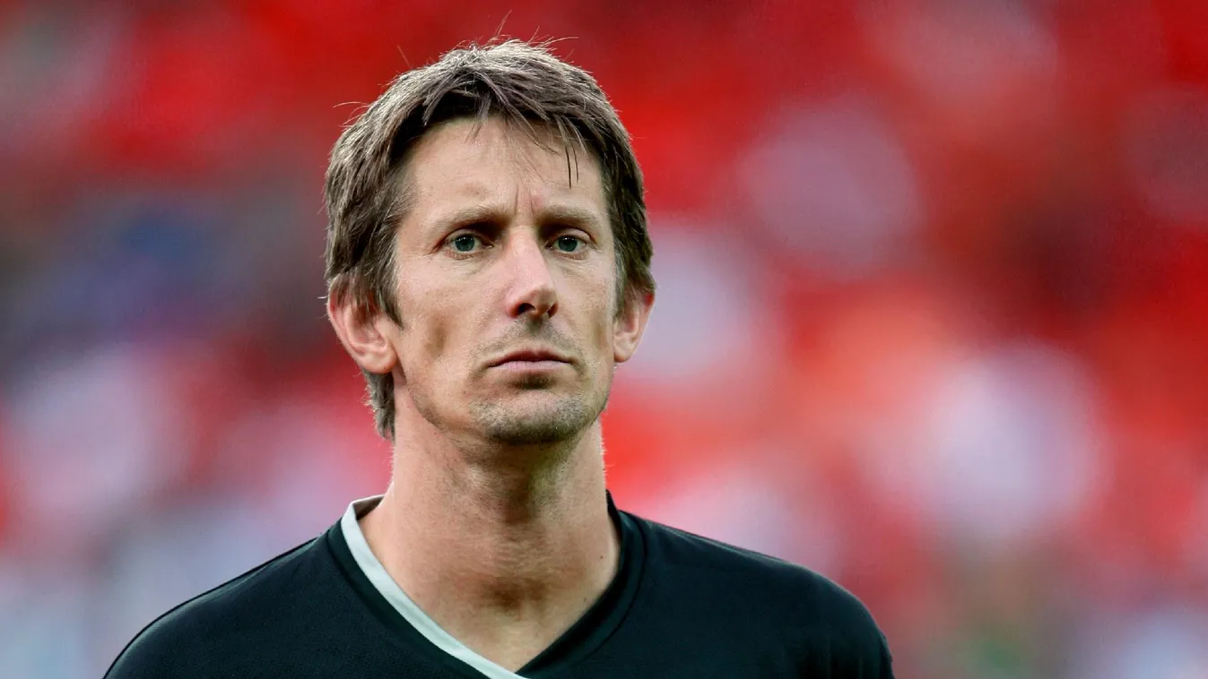 Kórházba került Edwin Van der Sar