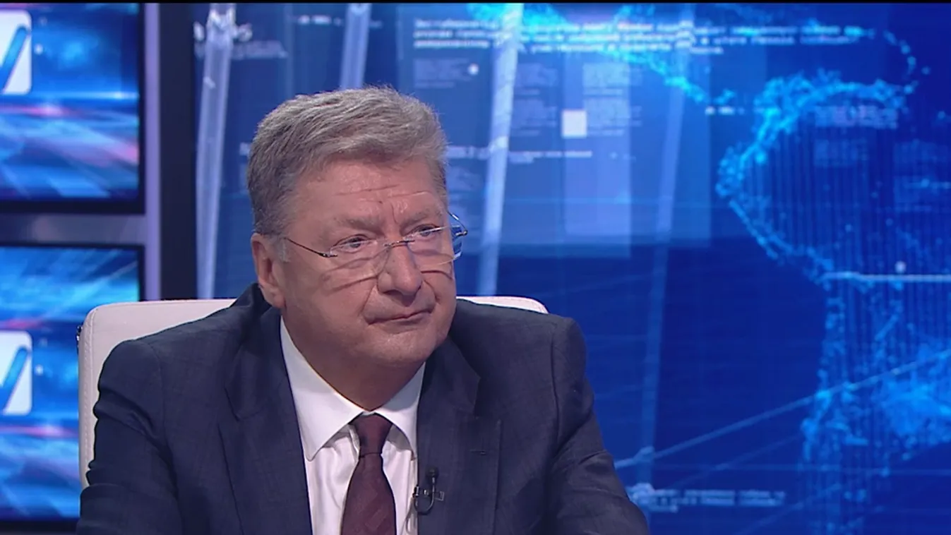 KSH: 2023 júniusában 566.800 forintra emelkedett  a bruttó átlagkereset