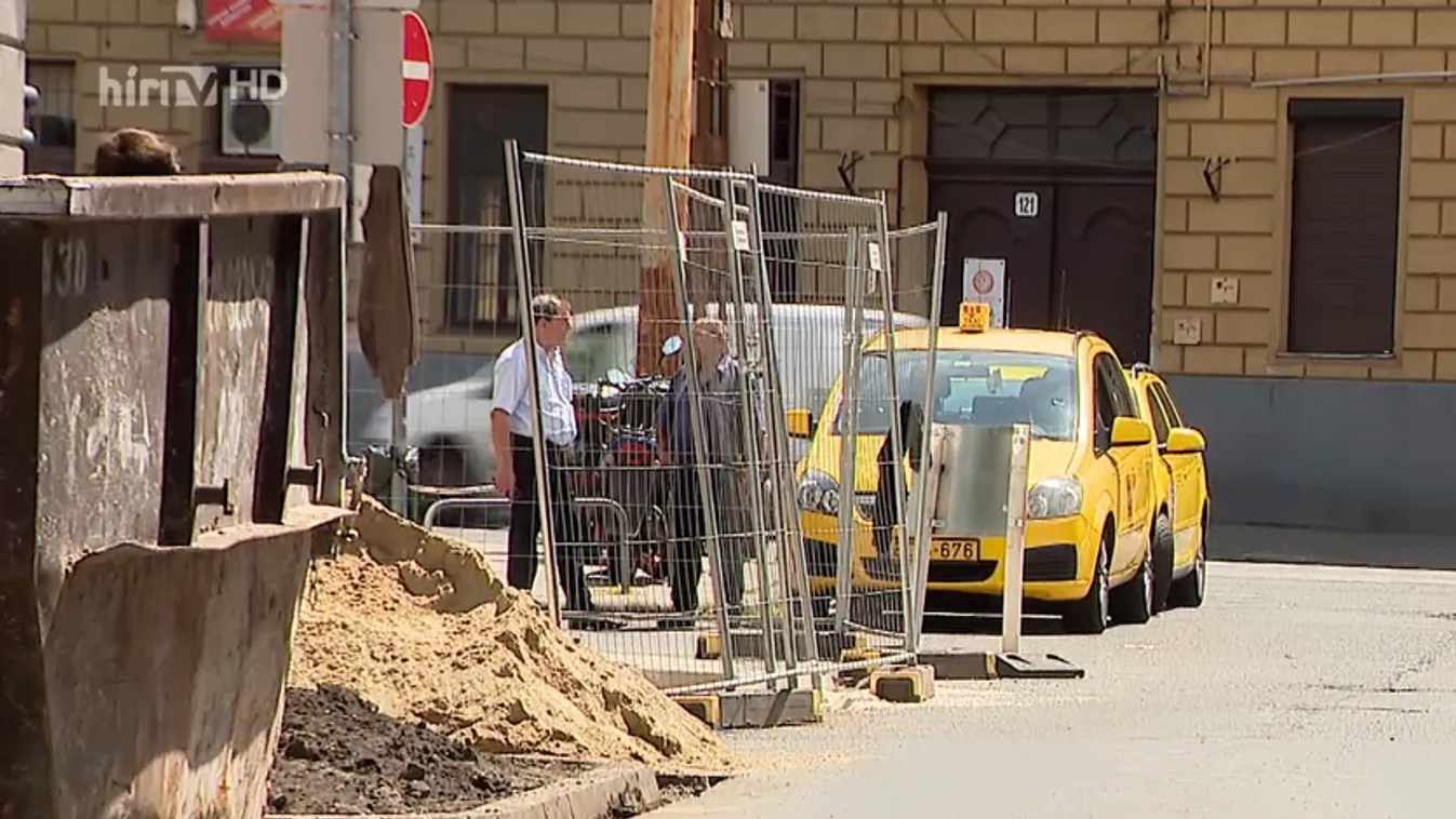 Átgondolatlan és felesleges látszatberuházásokra költ a baloldal Józsefvárosban