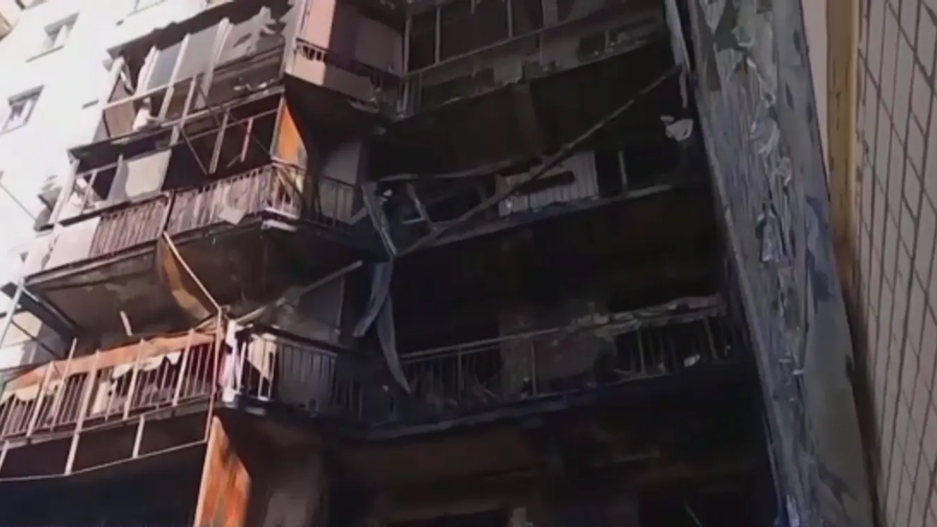 Hatalmas tűz ütött ki Moszkva közelében egy műtrágyaraktárban