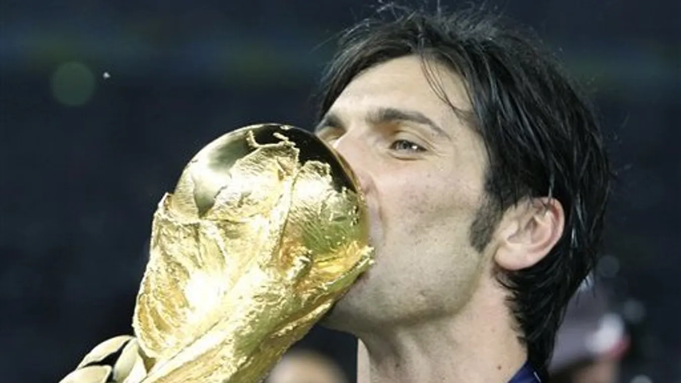 Visszavonult Gianluigi Buffon, az olaszok legendás kapusa
