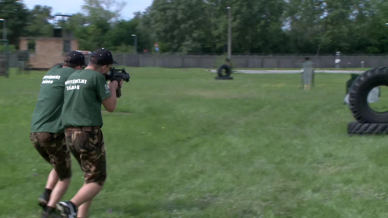 Túlélési praktikák, airsoft lövészet és közelharc