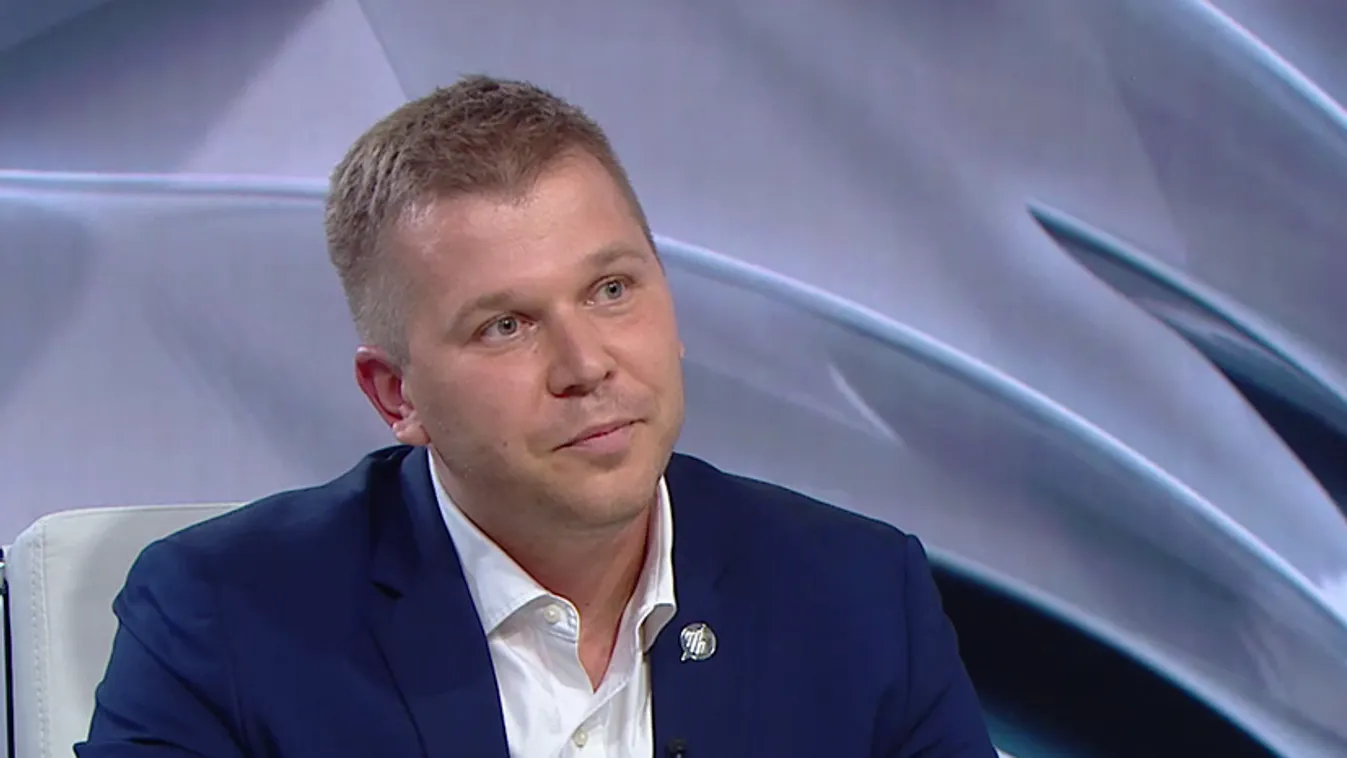 Bendarzsevszkij Anton: Putyinnak meg kellett mutatnia, hogy Oroszország a „jó fiú”