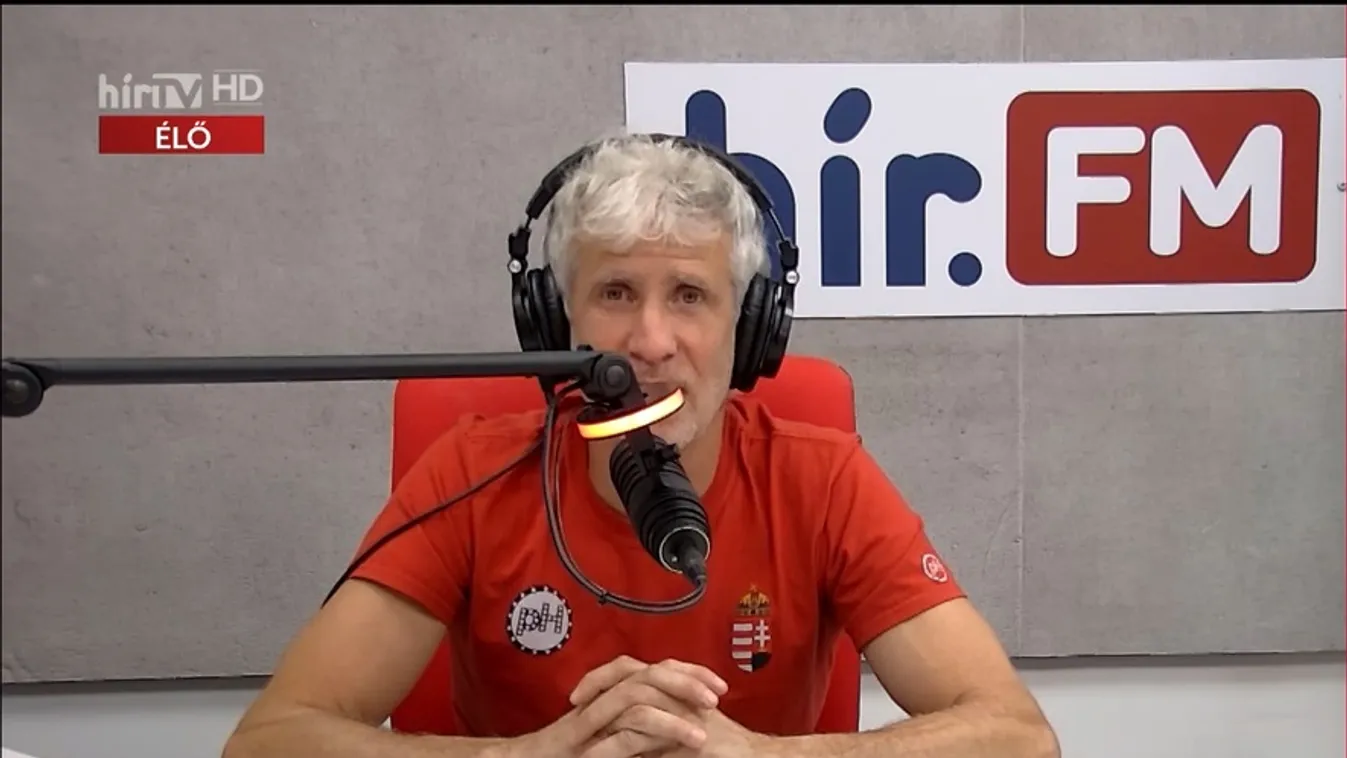 Paláver: Putyin bocsánatot kért 1956-ért?