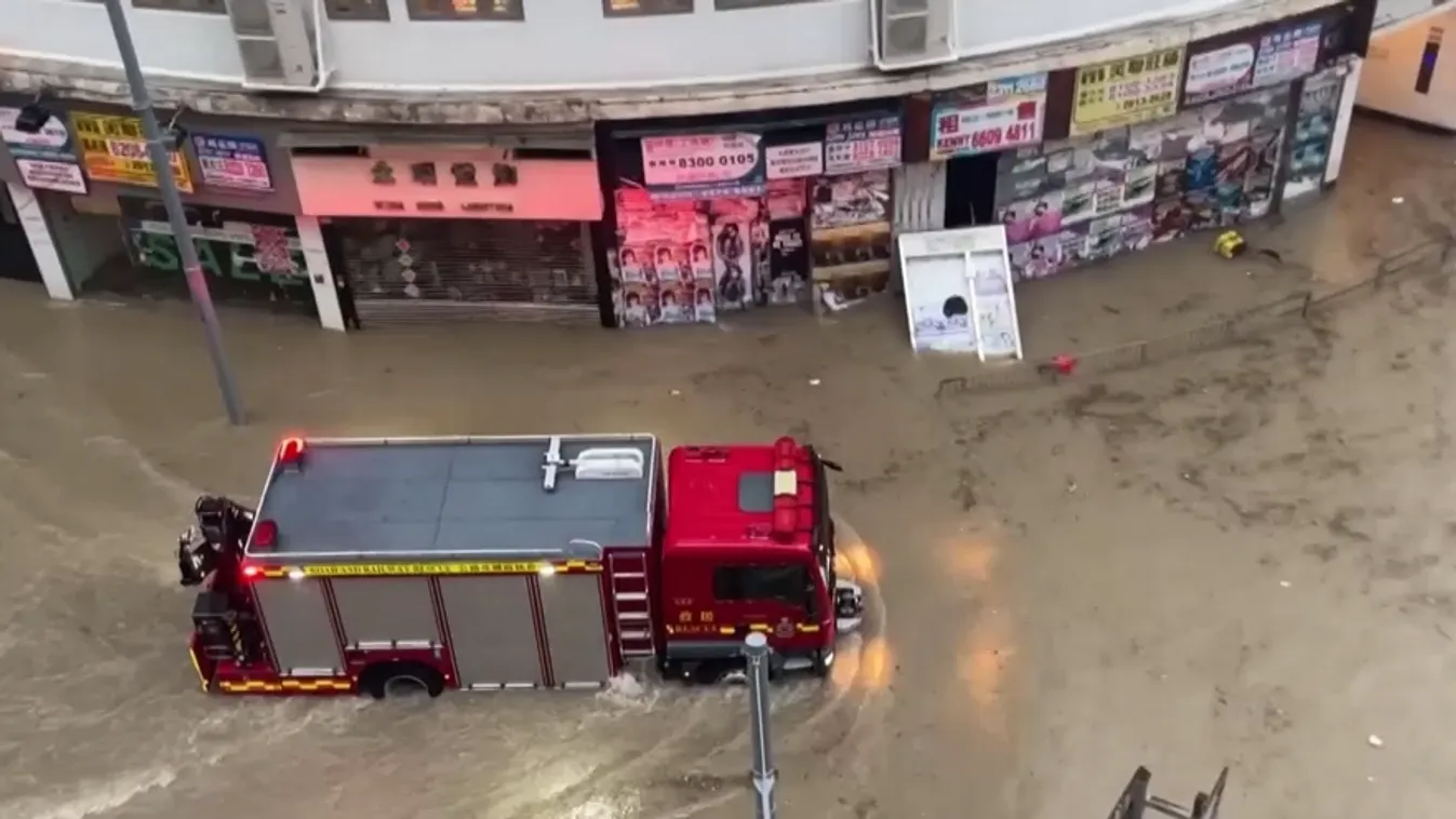 Rekord mennyiségű csapadék esett Hong Kongban
