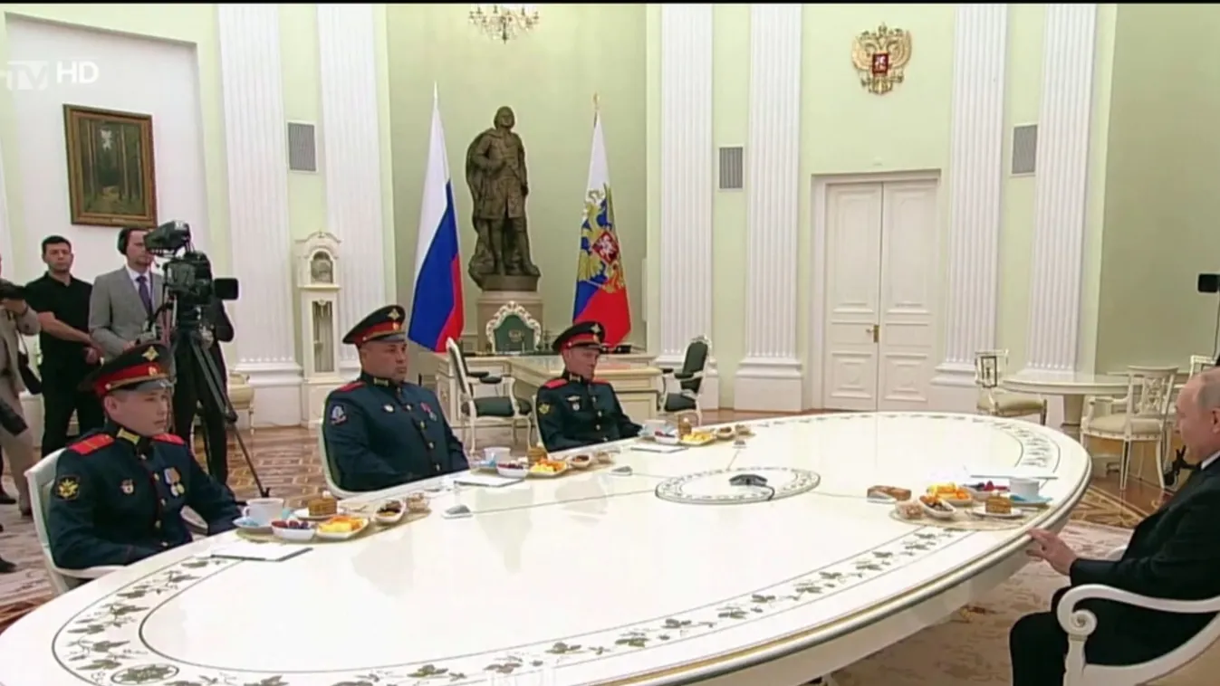 Az ukrajnai háború veteránjait fogadta Vlagyimir Putyin