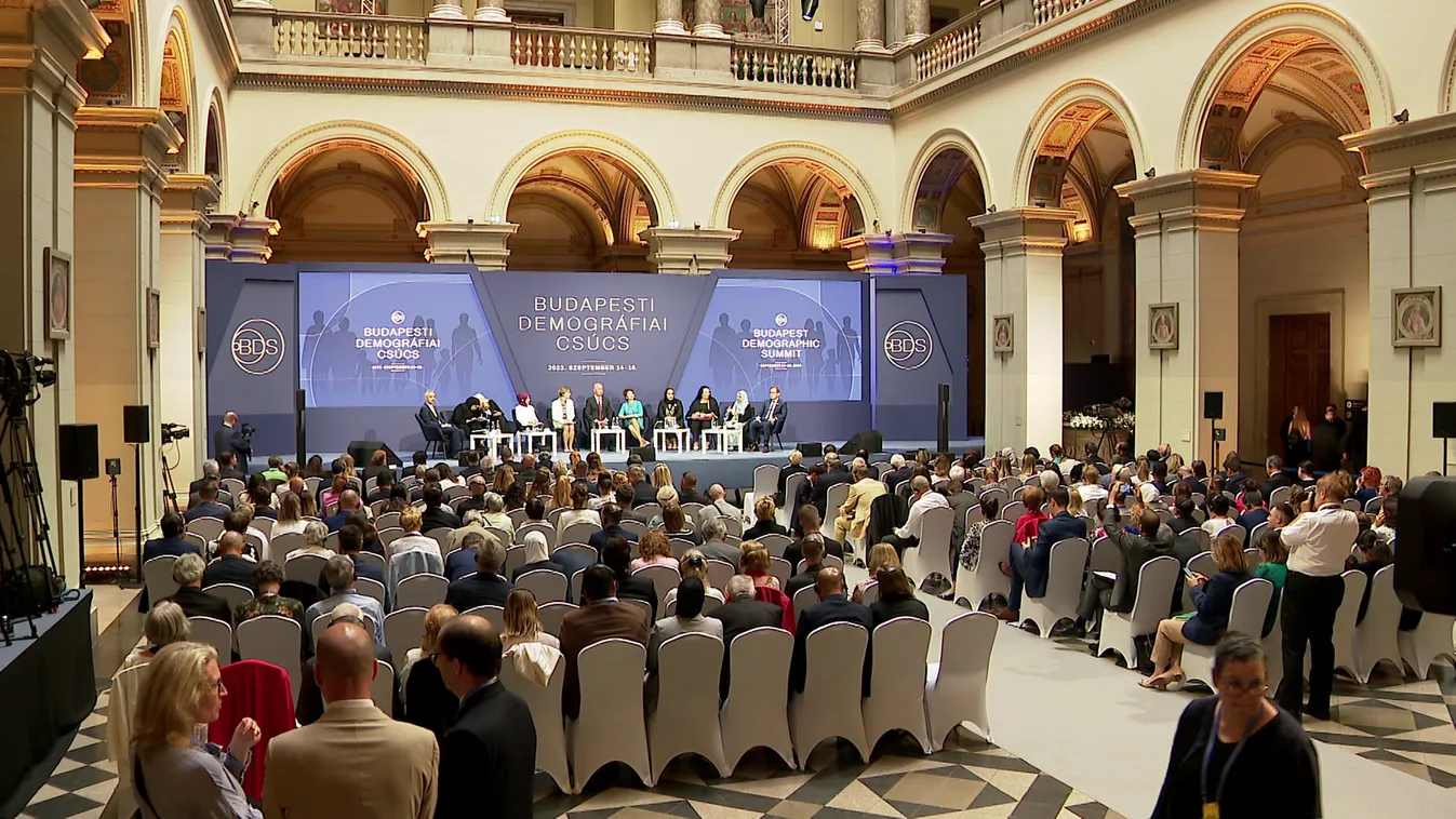 Nagy üzenete van annak, hogy rengeteg országból érkeztek Budapestre